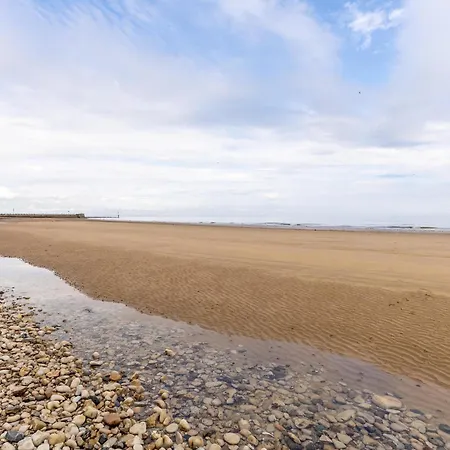 Near Grandcamp-maisy Beach, Cleaning Included Holiday home Isigny-sur-Mer